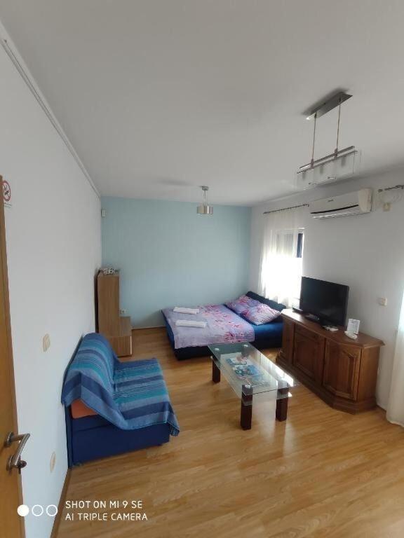 Apartments Antonija - Fitness Vinisce Exterior photo