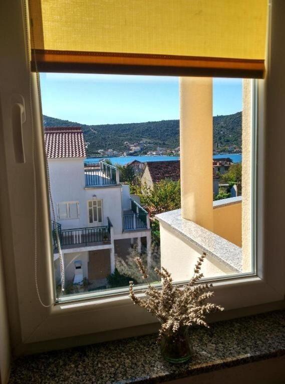 Apartments Antonija - Fitness Vinisce Exterior photo